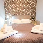 La Casetta Bed & Breakfast 4*